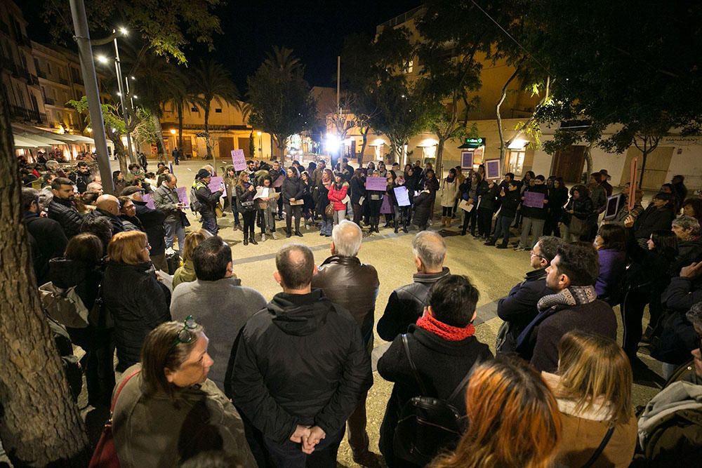 Unas 300 personas se manifiestan en Ibiza y Formentera en apoyo a las feministas andaluzas