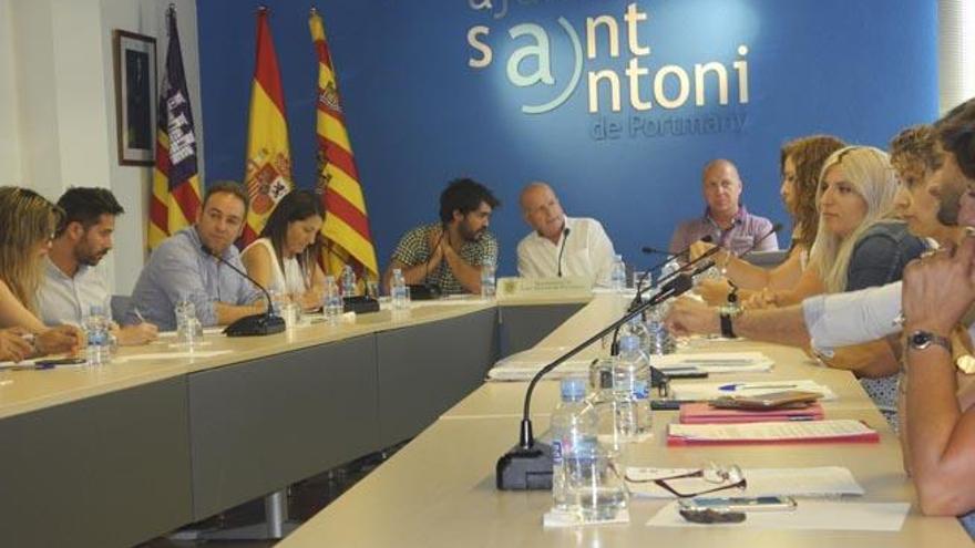 El pleno del Consistorio de Sant Antoni, ayer.