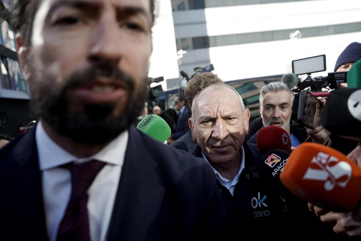 El exDAO de la Policía, José Ángel González, a la llegada a los juzgados.