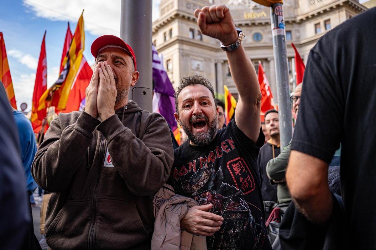Los trabajadores del metal llevan su protesta al centro de Barcelona