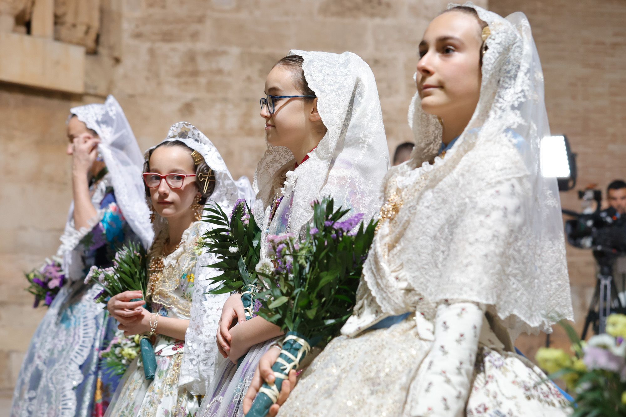 Todas las fotos de la Ofrenda del 17 de marzo por la calle San Vicente de 20:00 a 21:00 horas
