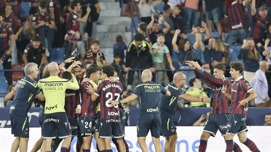Levante y Sevilla empatan en un final de locura