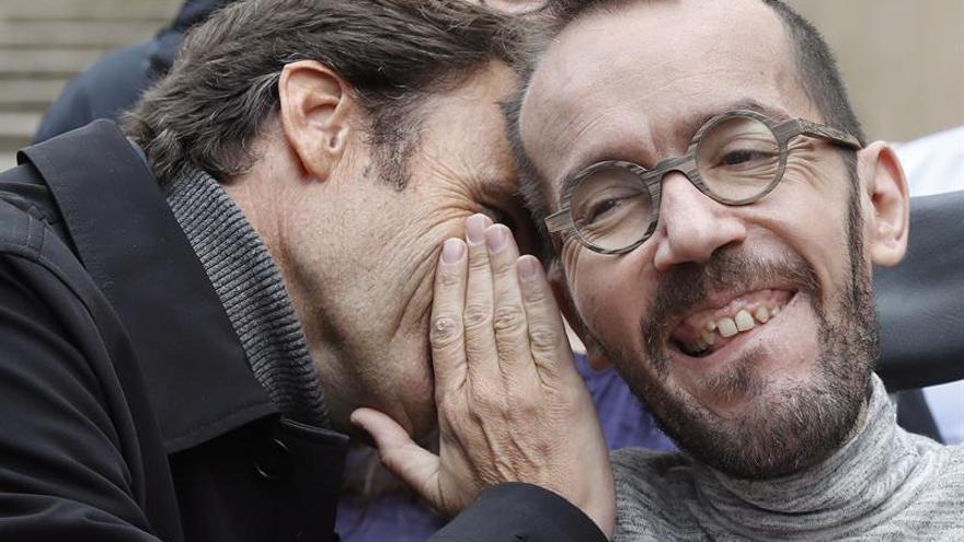 Echenique acusa a Cs y PP de «tomar a la gente por idiota»