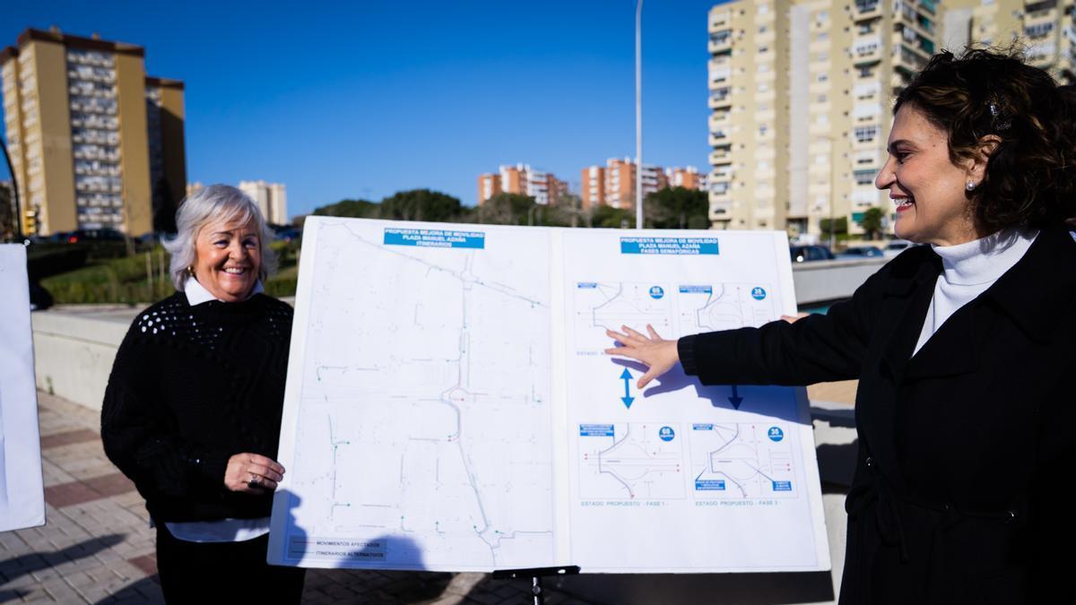 Porras y Hernández han presentado este viernes el plan de reordenación de la circulación en la plaza Manuel Azaña.