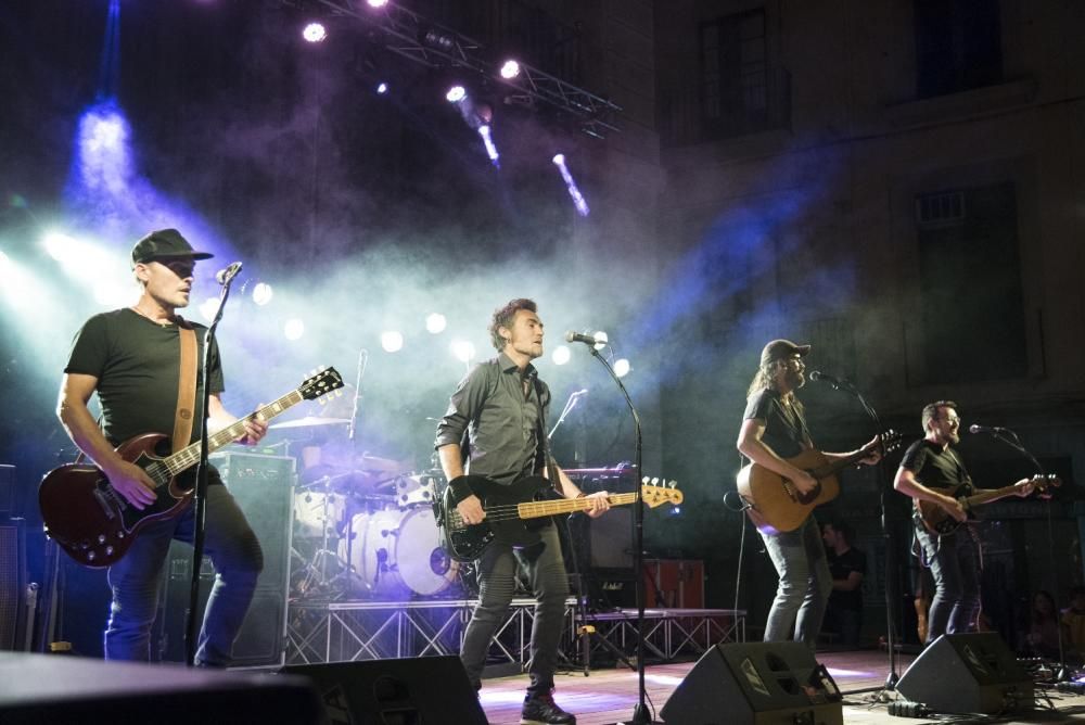 Concert de Gossos a la Plaça Major