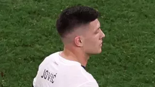 Luka Jovic, deseo del Real Oviedo, firmará con el AEK de Atenas