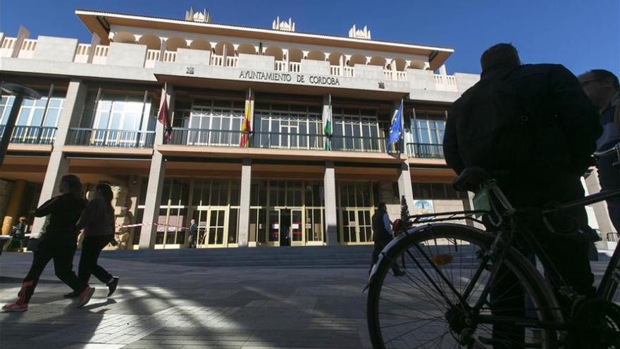 El juez suspende las 35 horas de trabajo semanal en el Ayuntamiento de Córdoba