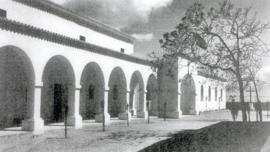 El Instituto de Santa María cuando todavía estaba en el antiguo convento de los dominicos.