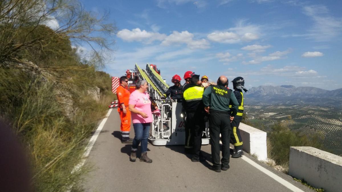 Un parapentista resulta herido en la maniobra de despegue en la Sierra de Aras