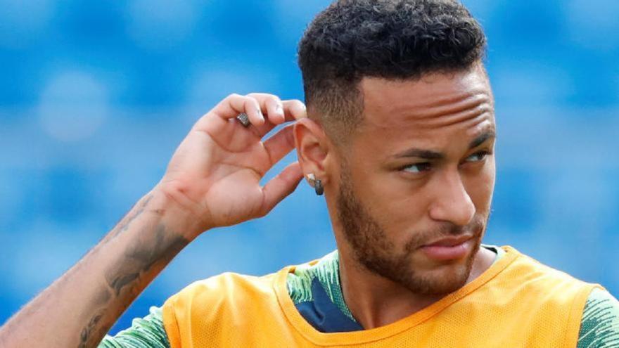 Neymar puede ser infiel a su pareja todas las veces que quiera, así es su &quot;contrato&quot;