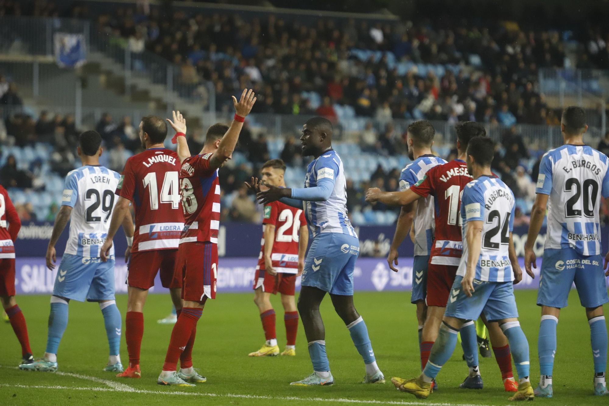 El Málaga CF - Granada CF, en imágenes