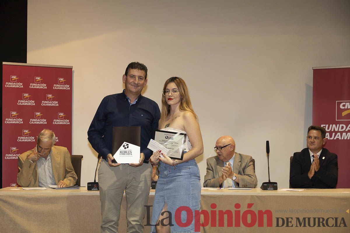 Entrega de los premios de la Fundación Robles Chillida a estudiantes caravaqueños