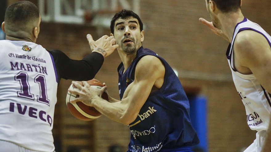 Saúl Blanco se suma a la fiesta del Oviedo Baloncesto