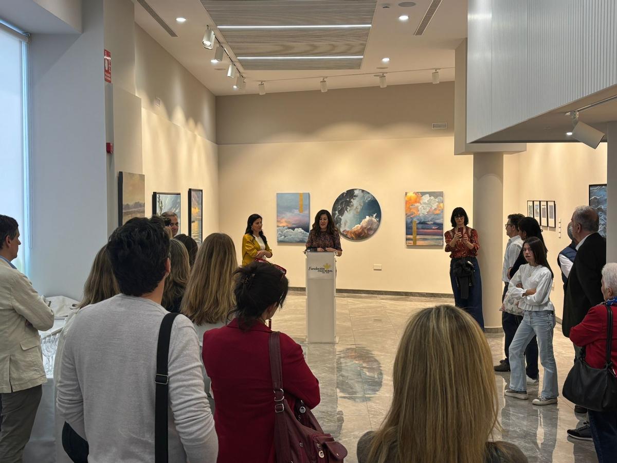 Inauguración de la exposición de María Oria en Fundación Caja Rural del Sur.