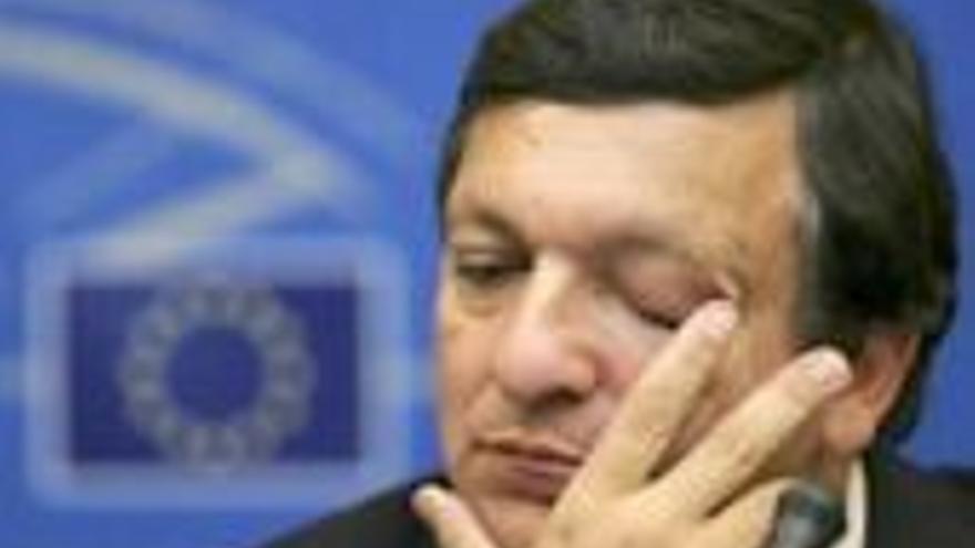 Barroso rectifica y retira la Comisión que había propuesto a la Eurocámara