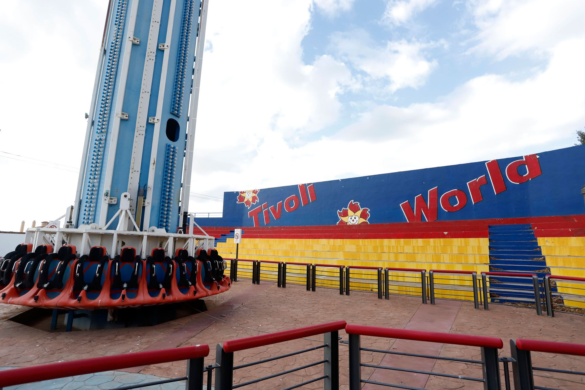 Instalaciones del parque de atracciones Tivoli World en Benalmádena