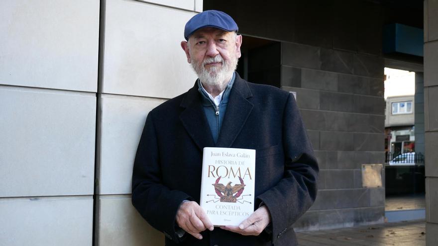Juan Eslava Galán en Zaragoza: &quot;Nerón fue un gobernante ejemplar en el incendio de Roma&quot;