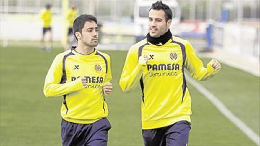 El Villarreal CF renueva a Mario y Jaume Costa hasta 2023 y 2021