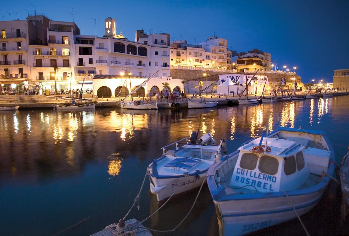 El puerto de L'Ametlla de Mar es uno de sus principales atractivos turísticos