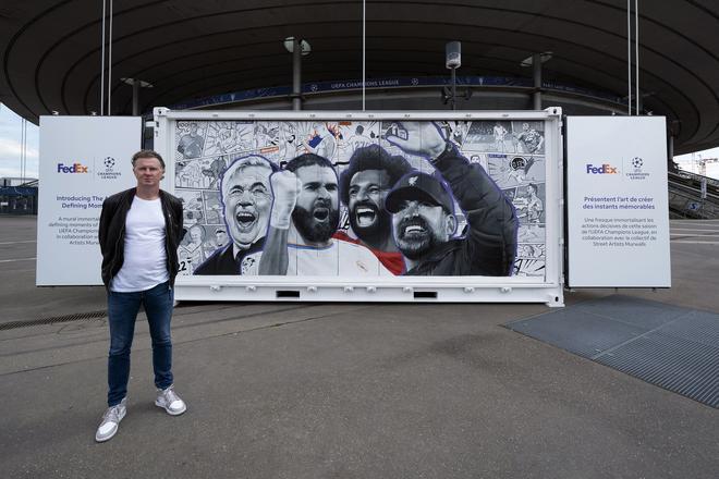 El increíble mural que preside el Stade de France para la final de la Champions