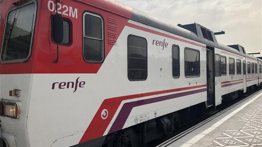 Renfe ofrece un 35% de descuento a los asistentes a la Feria del Jamón