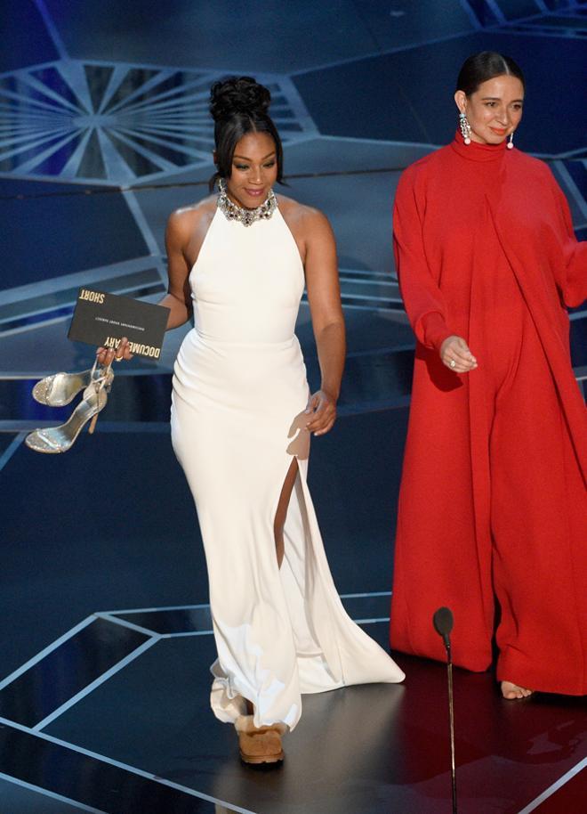 Tifanny Haddish en la gala de los Premios Oscar 2018 con un vestido de Alexander McQueen