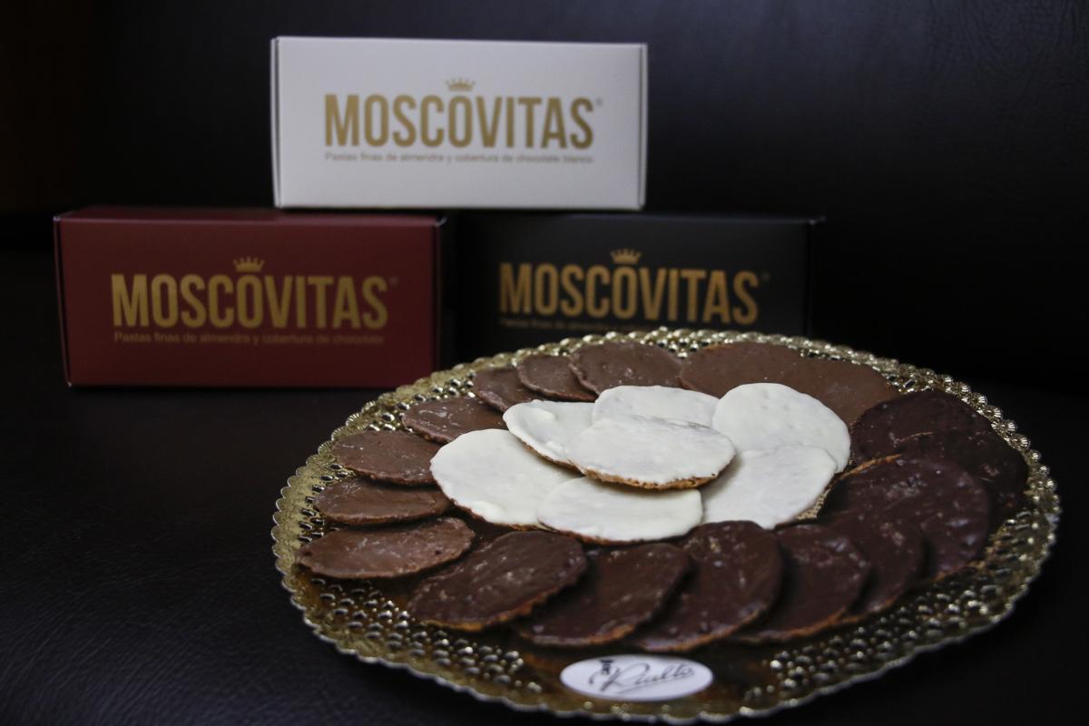 Moscovitas de Rialto en sus tres versiones: clásicas, dark y las nuevas de chocolate blanco.