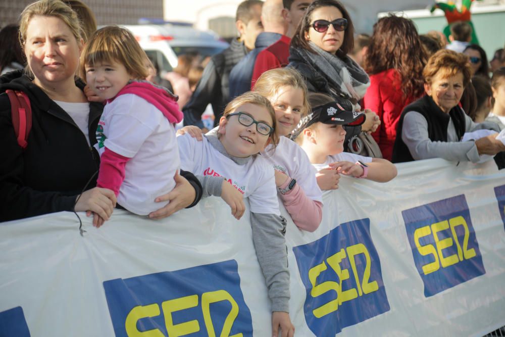 Mil niños y niñas participan en la carrera infantil de Reyes en Palma