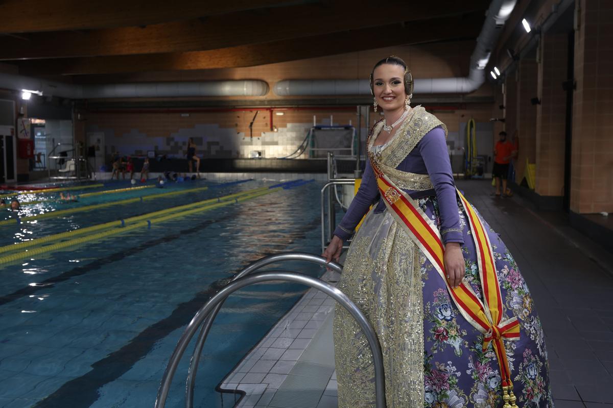 Laura Mengó nos mostró las instalaciones de su club deportivo de natación.