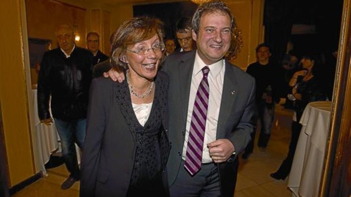 Juntos pero no revueltos 8 El ganador, Jordi Hereu, y Montserrat Tura, ayer, en el Hotel Avenida Palace de Barcelona.