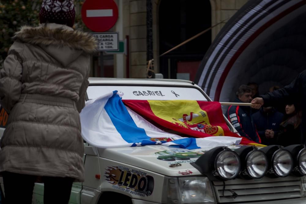 El vigente campeón vence en la primera especial y en el Tramo Cronometrado de Calificación.