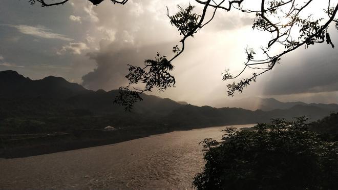 Rio Narmada, India