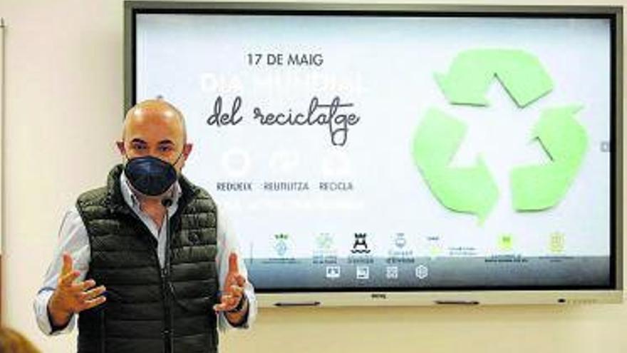 Vicente Roig el año pasado en el Día del Reciclaje. | VICENT MARÍ