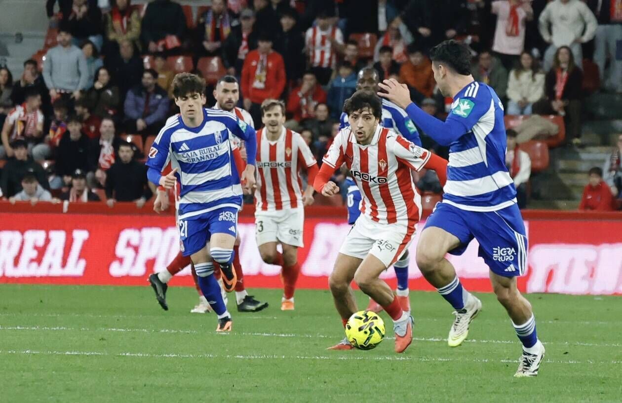 EN IMÁGENES: Gran victoria del Sporting contra el Granada en El Molinón