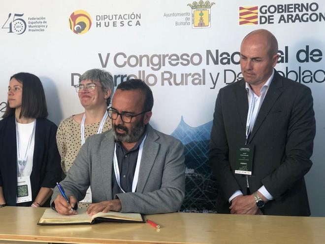 Miguel Ángel Morales reclama un ministerio específico para el mundo rural en el congreso de Boltaña