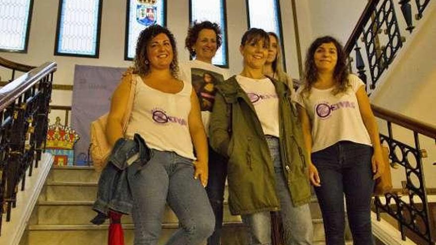 Integrantes del Colectivo Feminista Zeiva. // S.A.