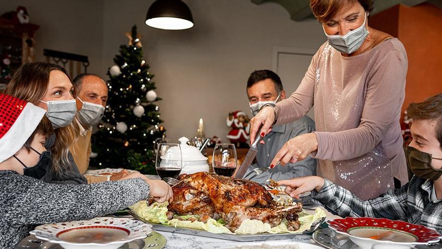 Ni brindis ni postre compartido esta Navidad