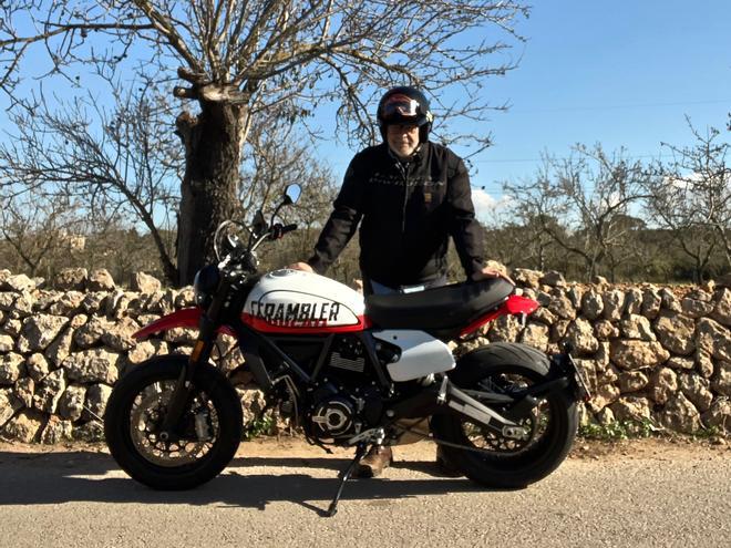 Una italiana apasionadamente divertida: Ducati Scrambler Urban Motard