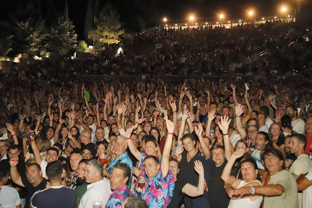 Manolo García conquista el teatro de la Axerquía en Córdaba Manolo García conquista el teatro de la Axerquía en Córdaba