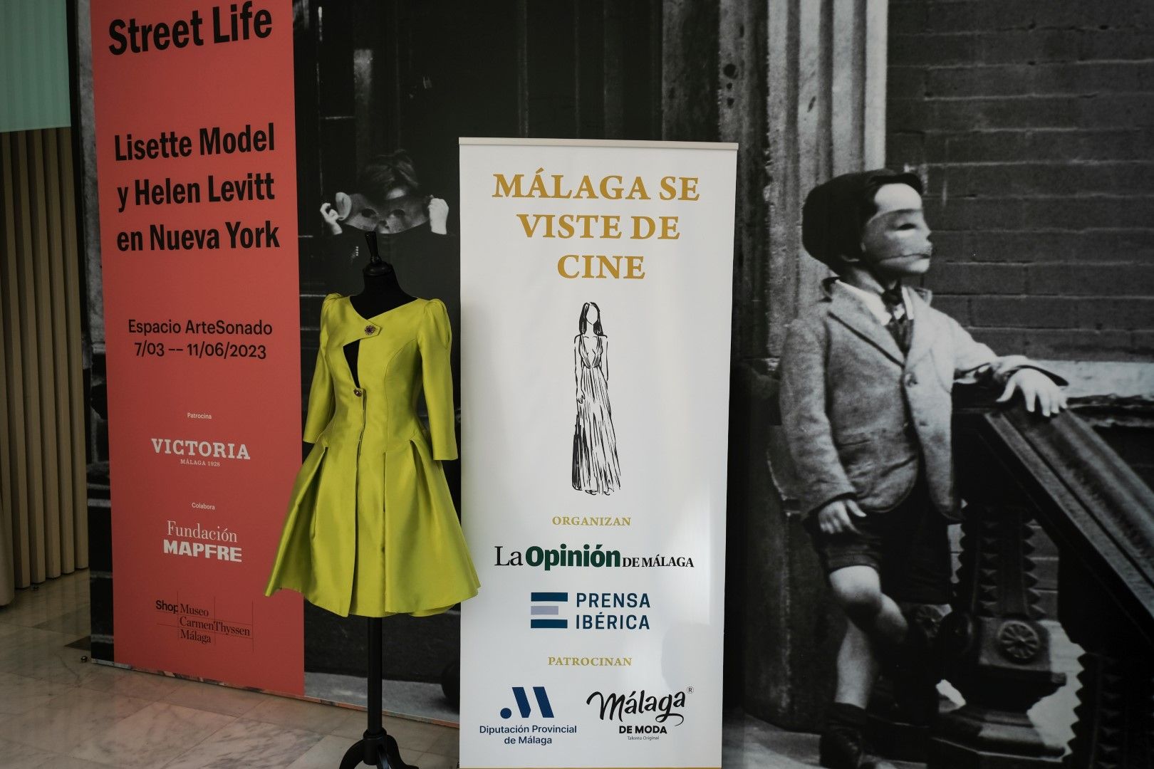 La moda malagueña se reúne en el evento 'Málaga se viste de cine'