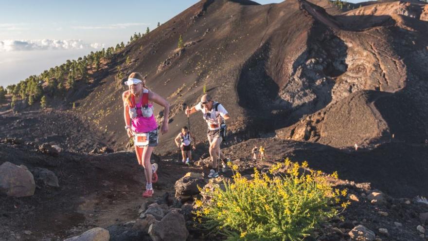 Vuelve la mítica Transvulcania tras la erupción del volcán de La Palma