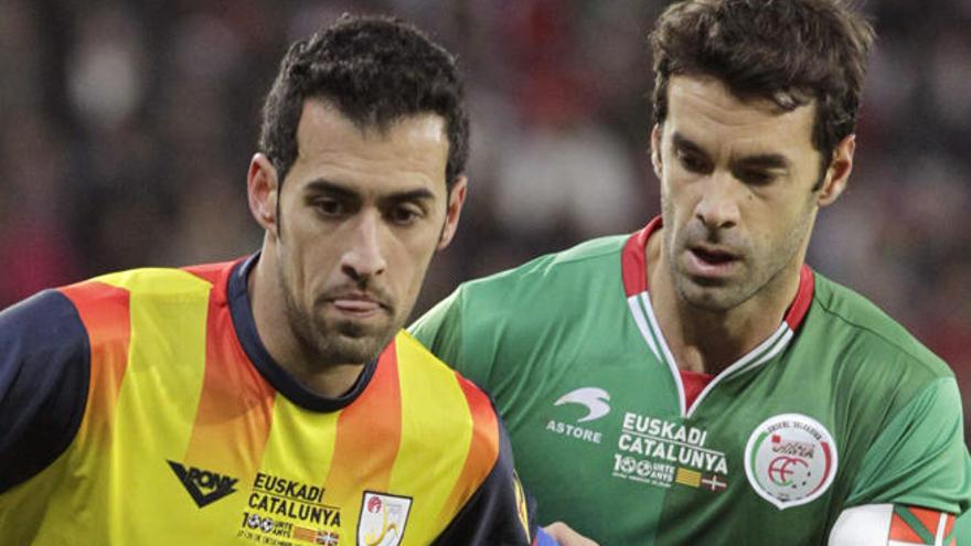 Sergio Busquets (Barça) y Xabi Prieto (R.Sociedad).