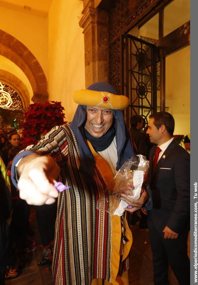 El Cartero Real recogió las ilusiones de los niños de Castellón