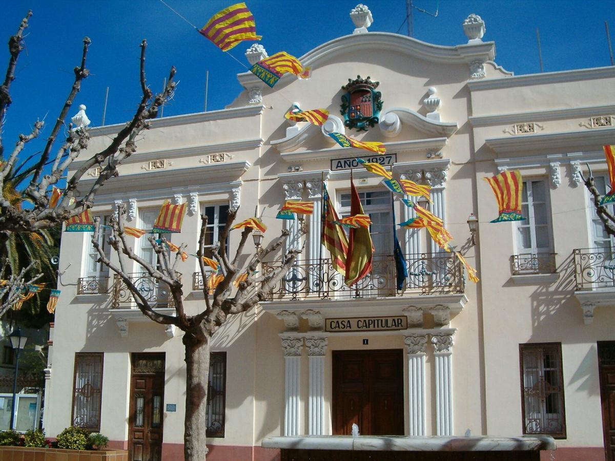 Ayuntamiento de Tavernes Blanques.