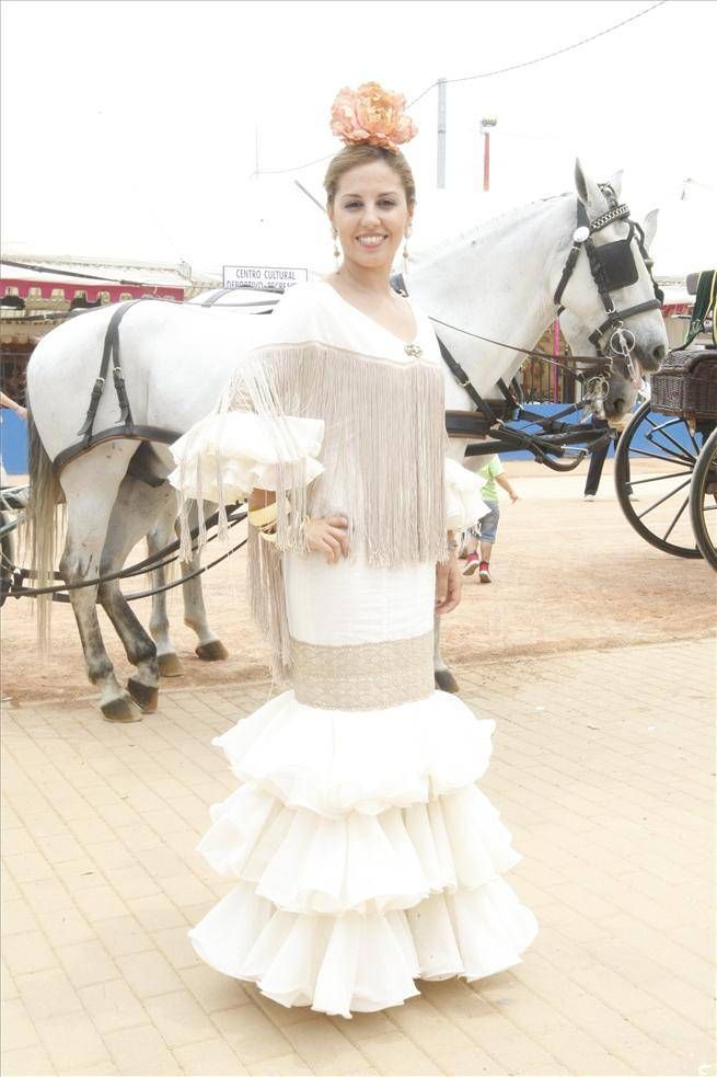 FOTOGALERÍA / TRAJES EN EL ARENAL