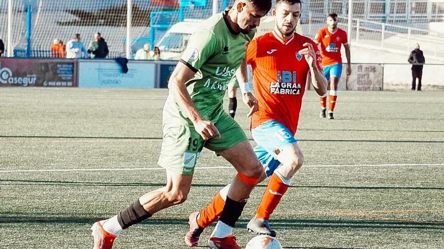 El Atzeneta recupera la segunda posición tras golear al Rayo Ibense