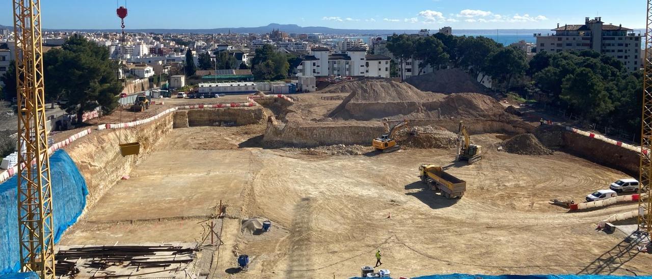 Imagen del solar donde se construirá el hospital de larga estancia, el edificio de consultas y diagnósticos y el centro de salud