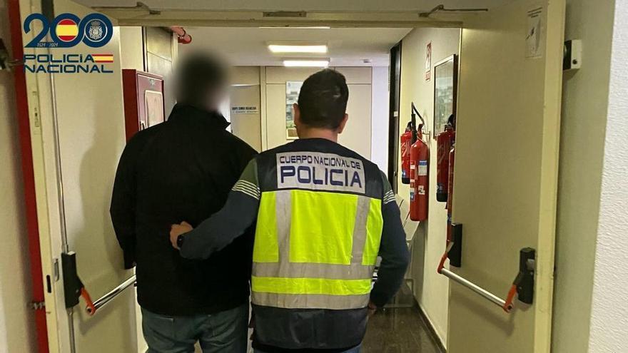 El detenido por pornografía infantil en Palma habría distribuido más de 16.000 archivos, 4.600 de sadomasoquismo