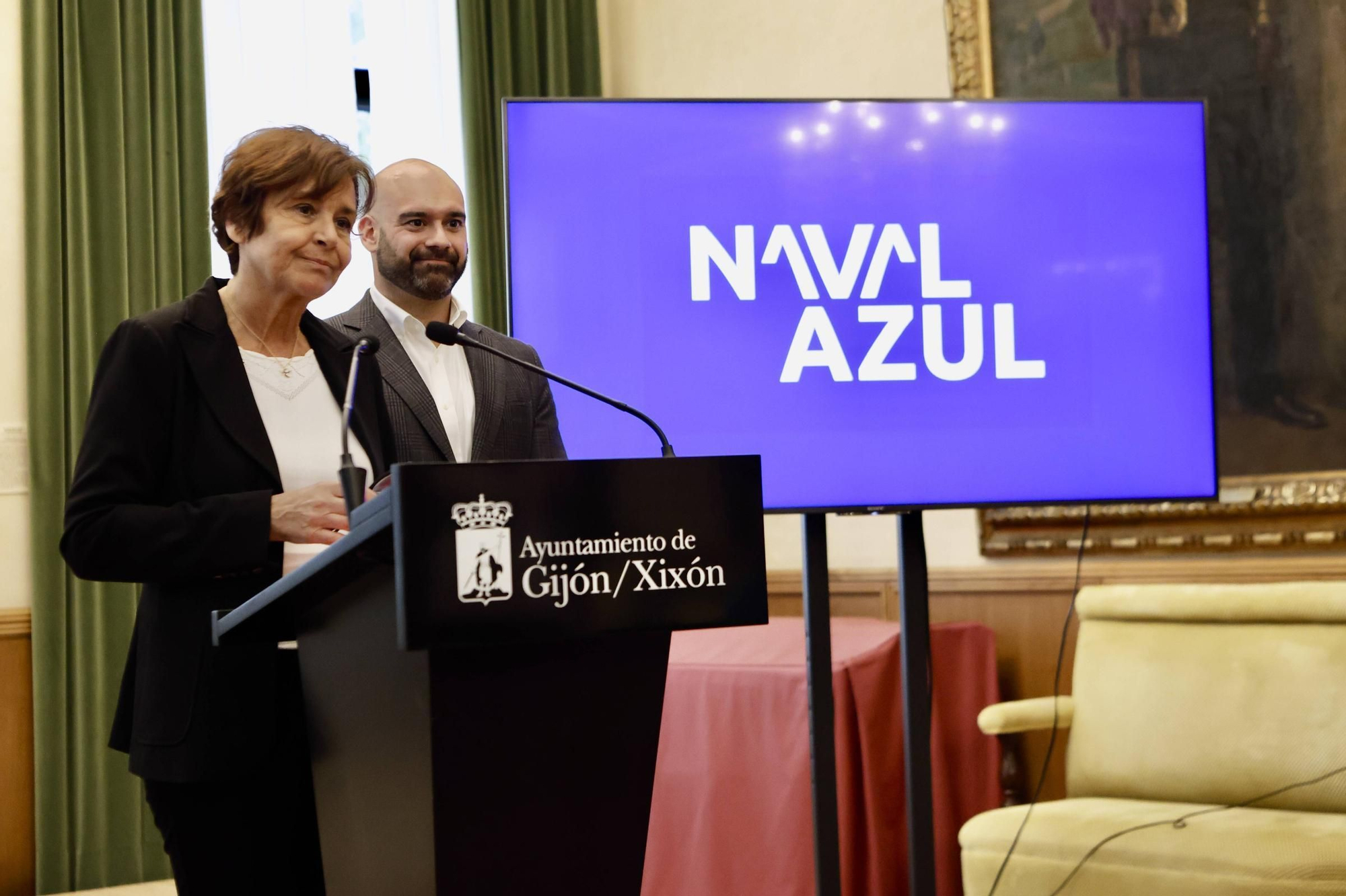 La comparecencia de Carmen Moriyón por Naval Gijón, en imágenes
