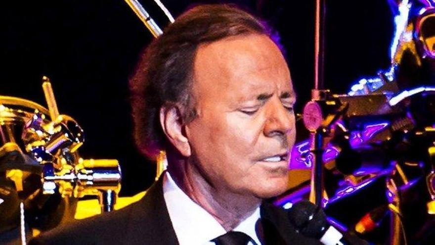 Julio Iglesias se someterá a la prueba de ADN